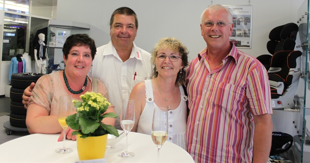 Rosmarie und Rolf Staudenmann mit Silvia und Christian Walther aus Ipsach.
